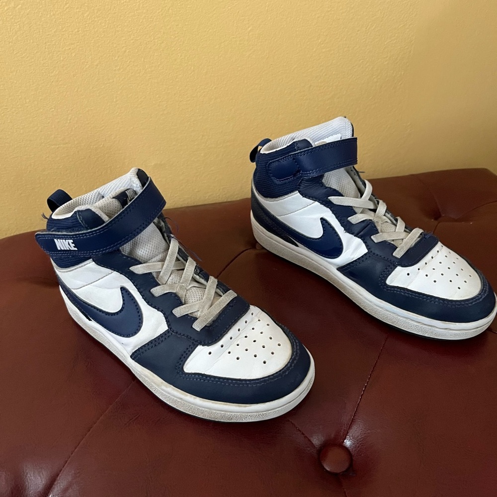 Nike Kids Hi Top Sneakers